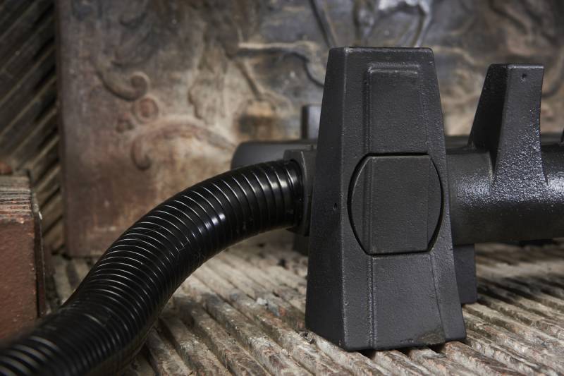 Sealing plug for the unused opening on the fireguard