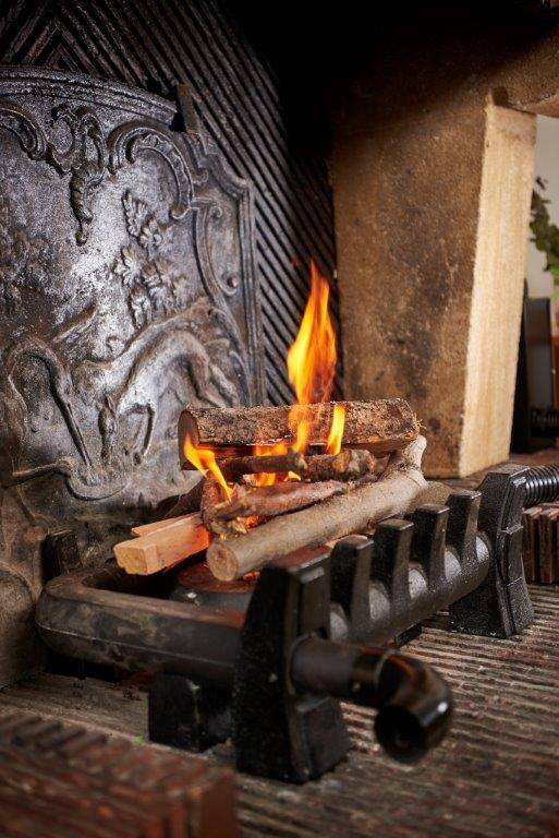 Heat recuperator with left outlet elbow from the fireplaceEQUATAIR