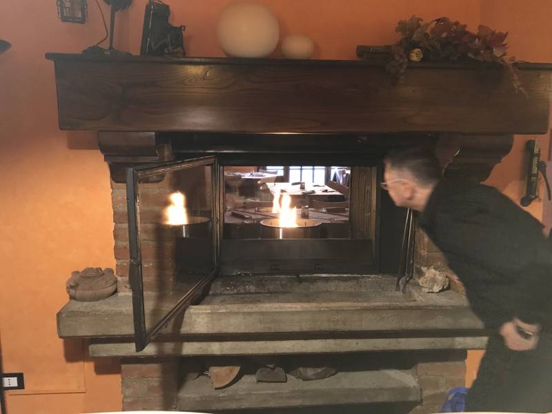 QAÏTO Q30 and its owner, a restaurant owner