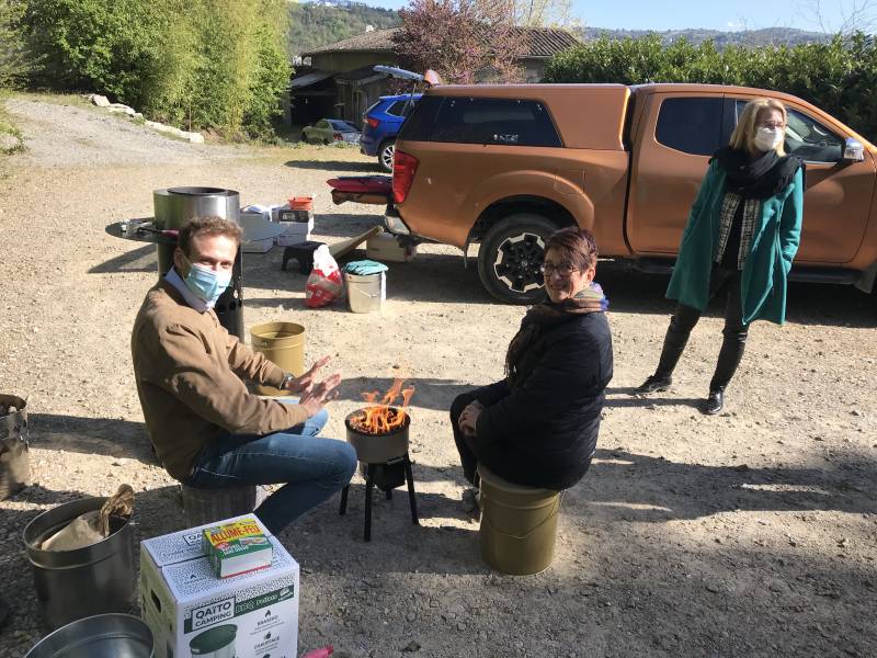 On the move, QAÏTO Camping offers you quick grills!!