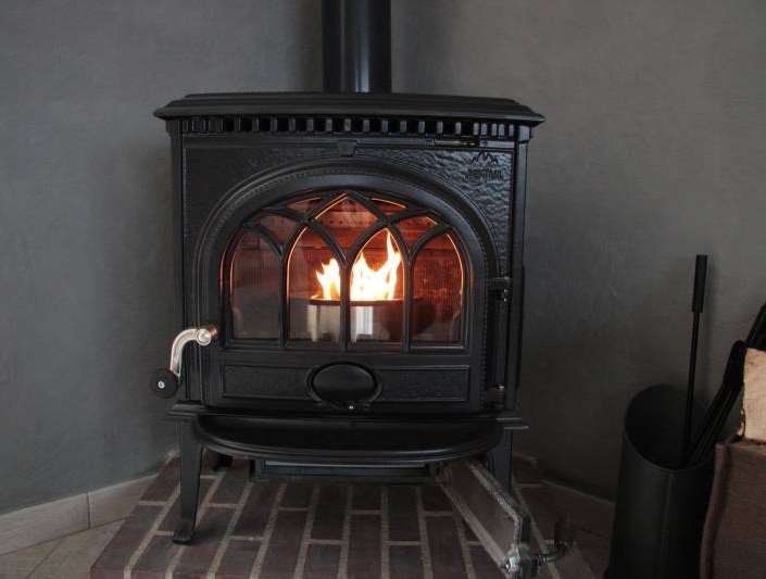 QAÏTO Q10 in a GAUDIN wood stove