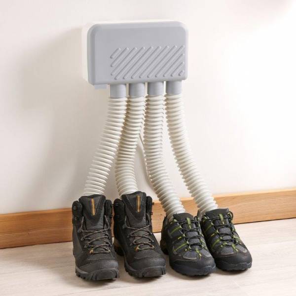 After a mountain hike in Germany, trust CONFORT DOMO to dry your shoes.