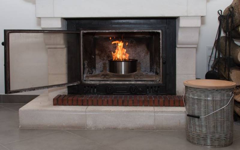 Economical auxiliary heating for a house in Berlin