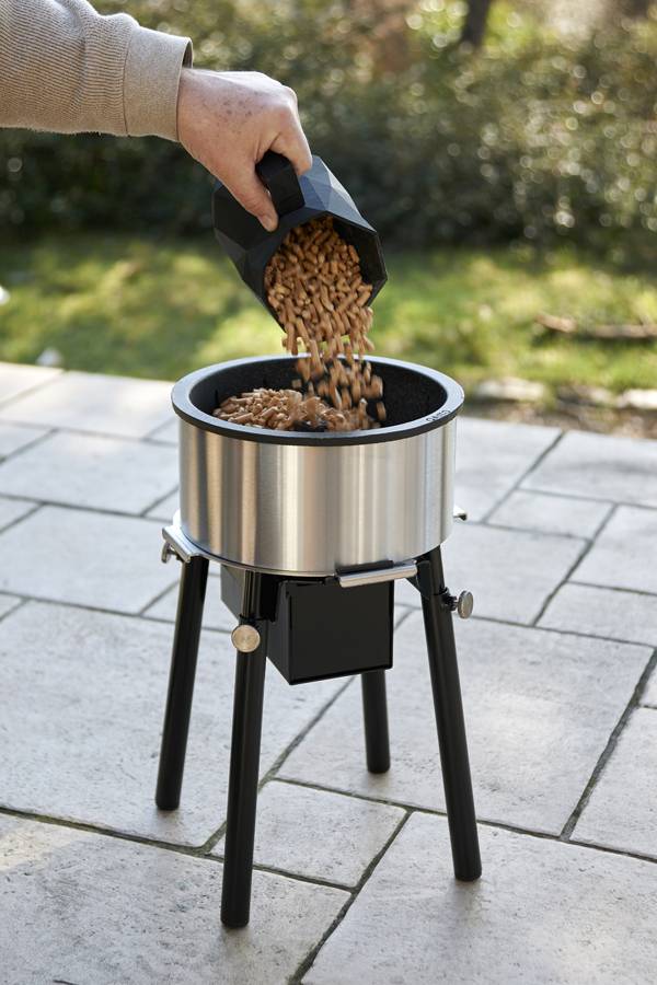 1st French portable pellet barbecue