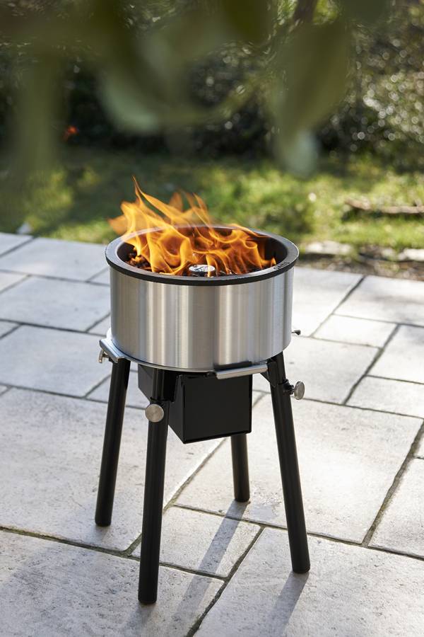 How much pellet supply do you need for heating or outdoor cooking ?