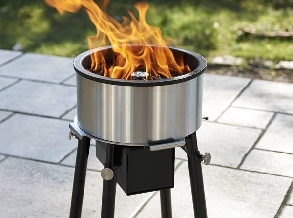 QAÏTO Q10 in Camping or Garden Fire Pit