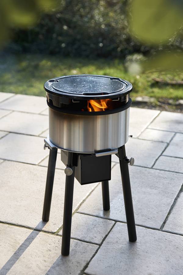 How much pellet supply do you need for heating or outdoor cooking ?